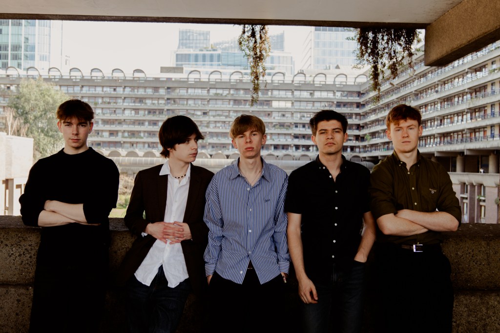 REVIEW: Emergency Break –&nbsp;Dollface