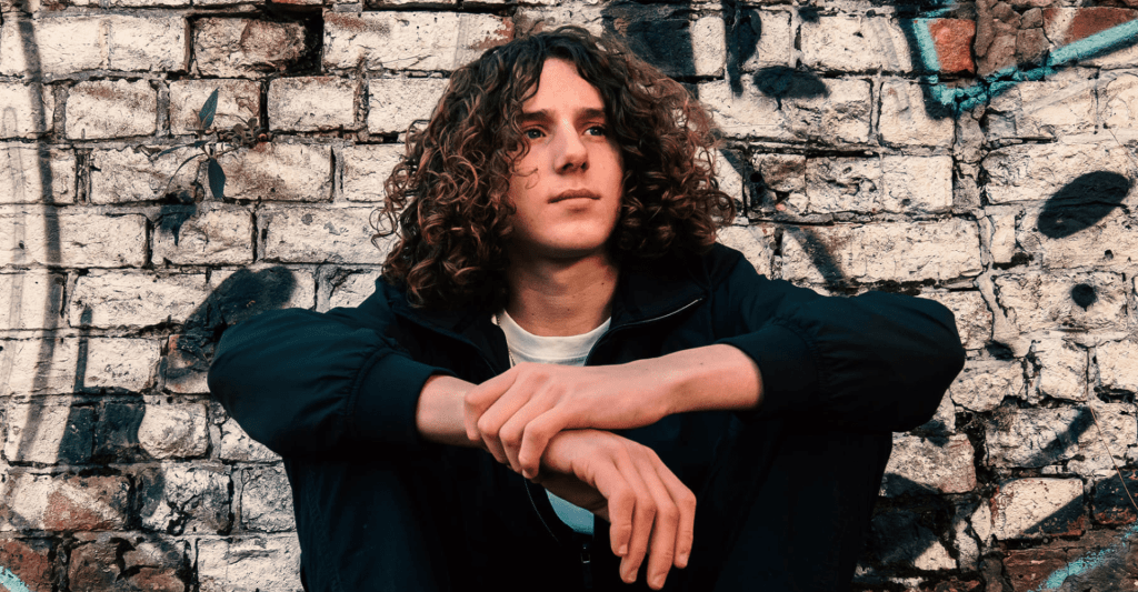 REVIEW: Clouded Thinking – Alex&nbsp;Spencer